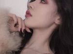 女儿死那天，丈夫忙着给白月光拍私房照最新章节（安妍秦远舟）全文免费阅读无弹窗大结局_女儿死那天，丈夫忙着给白月光拍私房照免费阅读（安妍秦远舟）